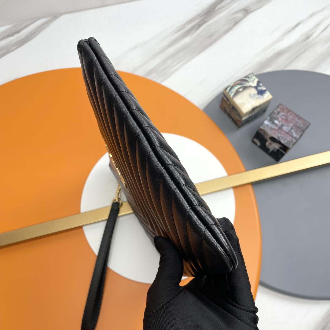 Handbags SAINT LAURENT 413444 size 30  21.5  2 cm - vstockx