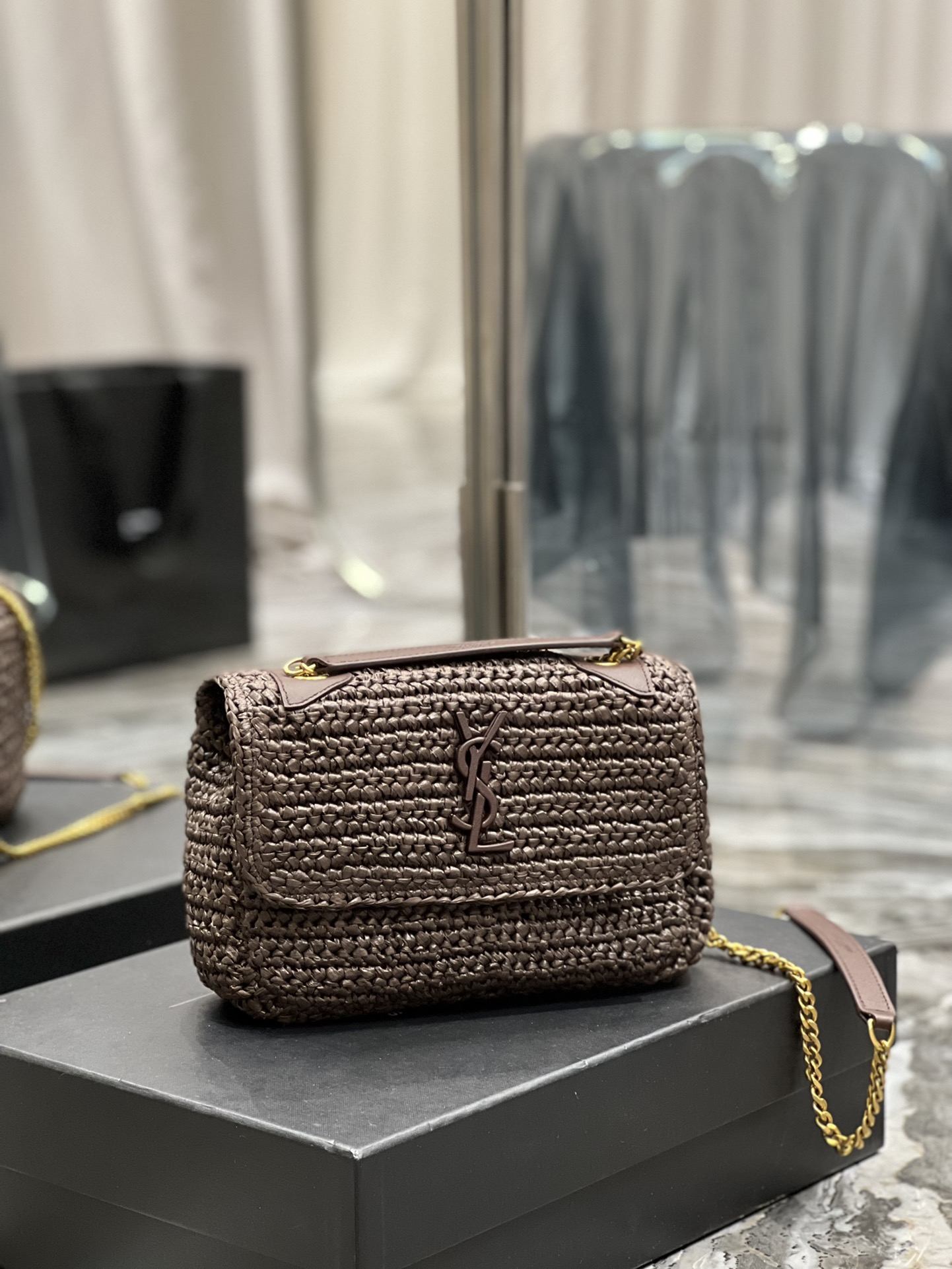 Handbags SAINT LAURENT 633151 size 22  16.5  12 cm - vstockx