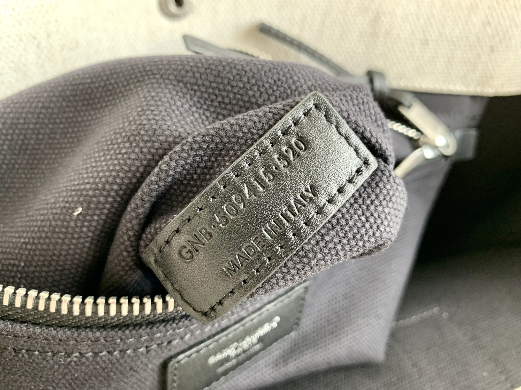 Handbags SAINT LAURENT 509415 size 48  36  16 cm - vstockx