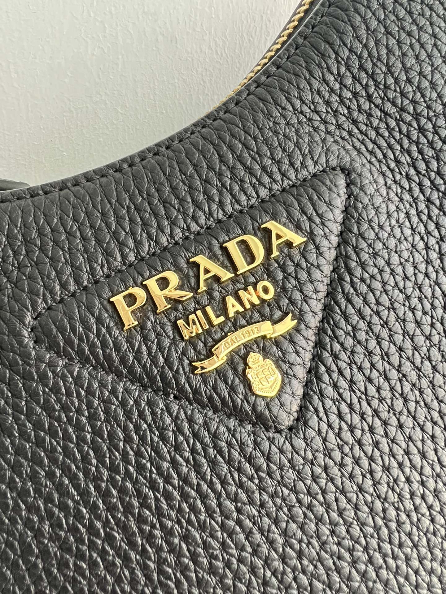 handbags prada 1BH193 24*18*6 - vstockx