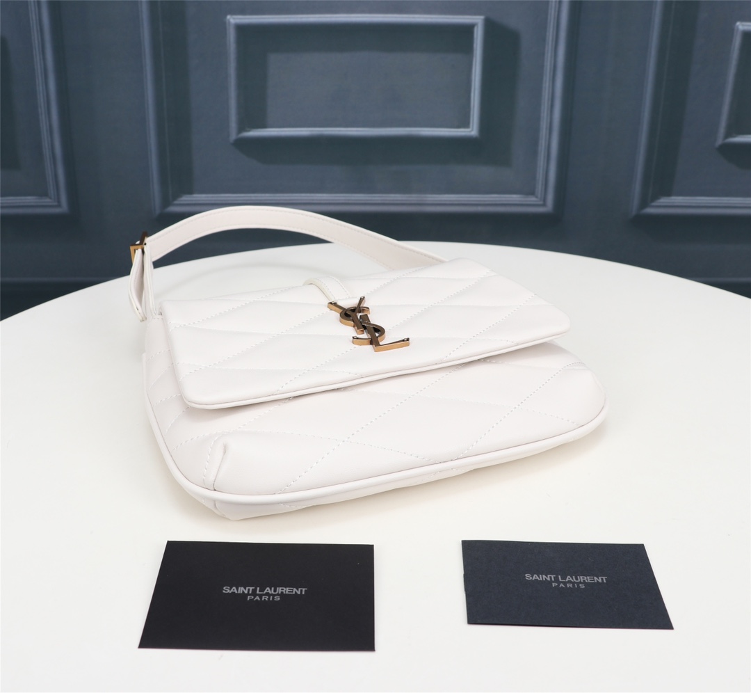 Handbags SAINT LAURENT 698567 size 24x18x5.5 cm - vstockx