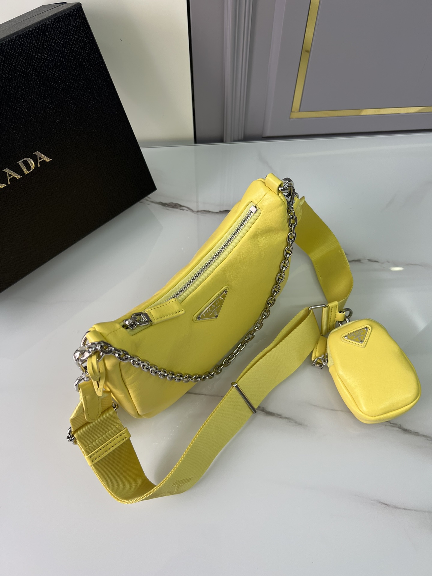 handbags prada 1BH204 22*18*6.5 - vstockx