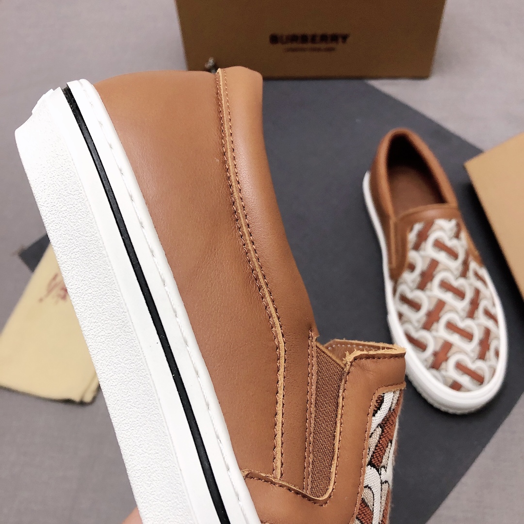 Burberry Perforated Check Sneaker 4 - vstockx