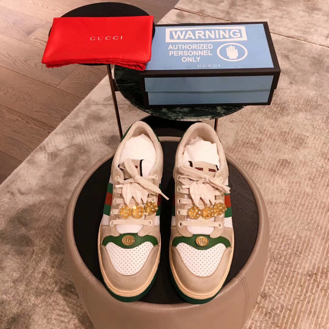 Gucci Screener GG Canvas 1 - vstockx