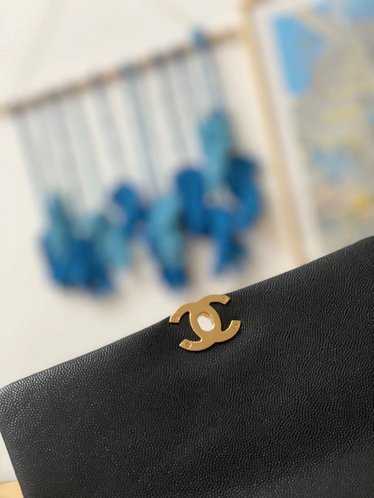 Handbag Chanel 3633 size 16*23*11.5 cm - vstockx