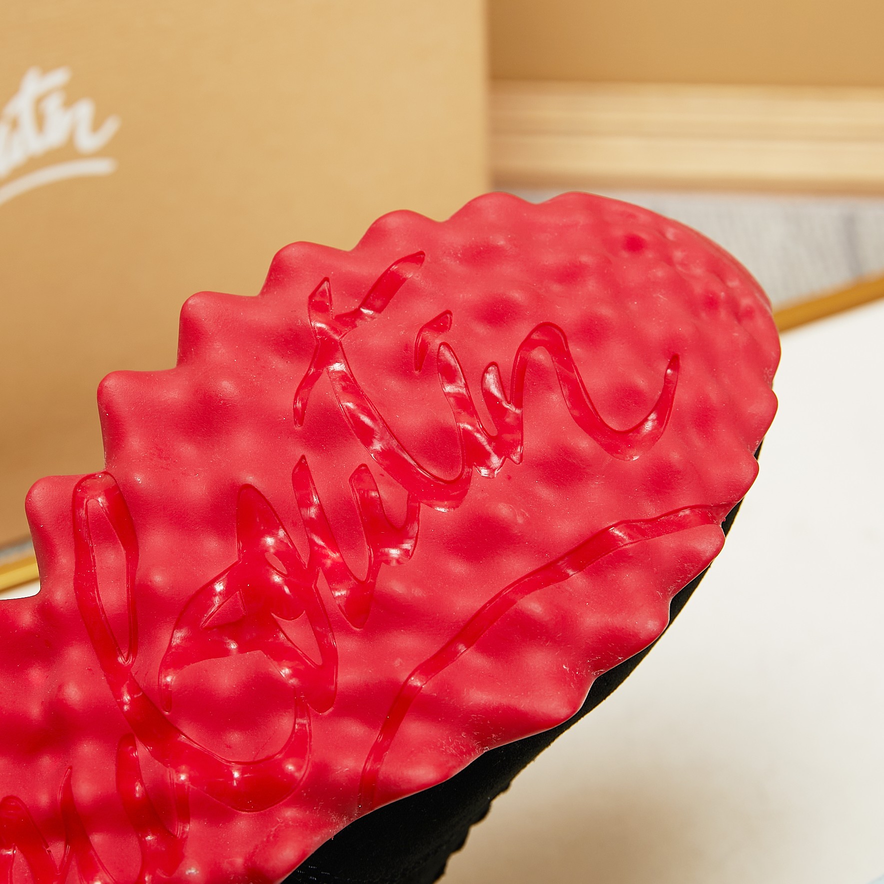 Christian Louboutin Loubishark Flat Sneakers 3 - vstockx