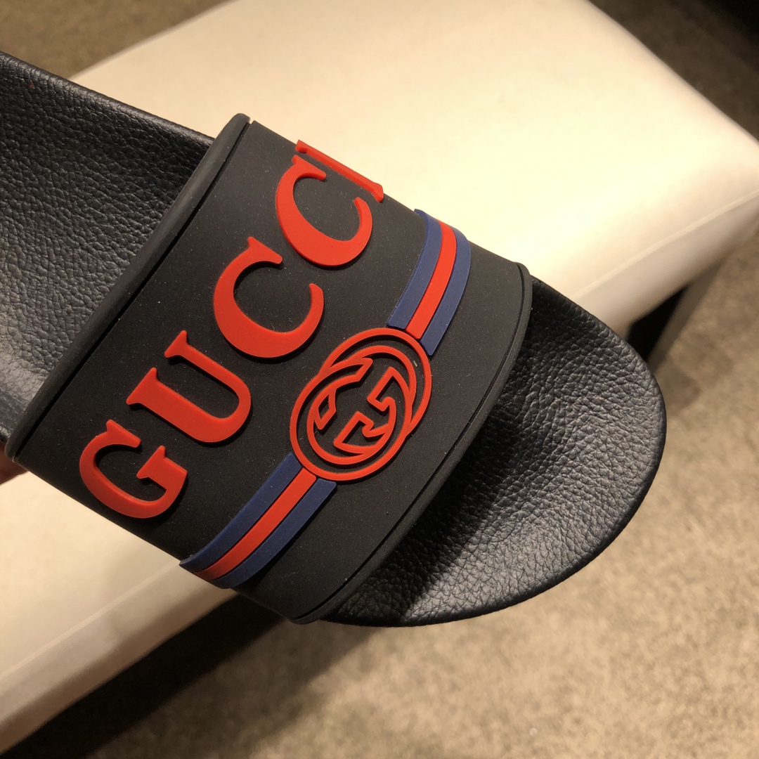 Gucci Slippers 48 - vstockx