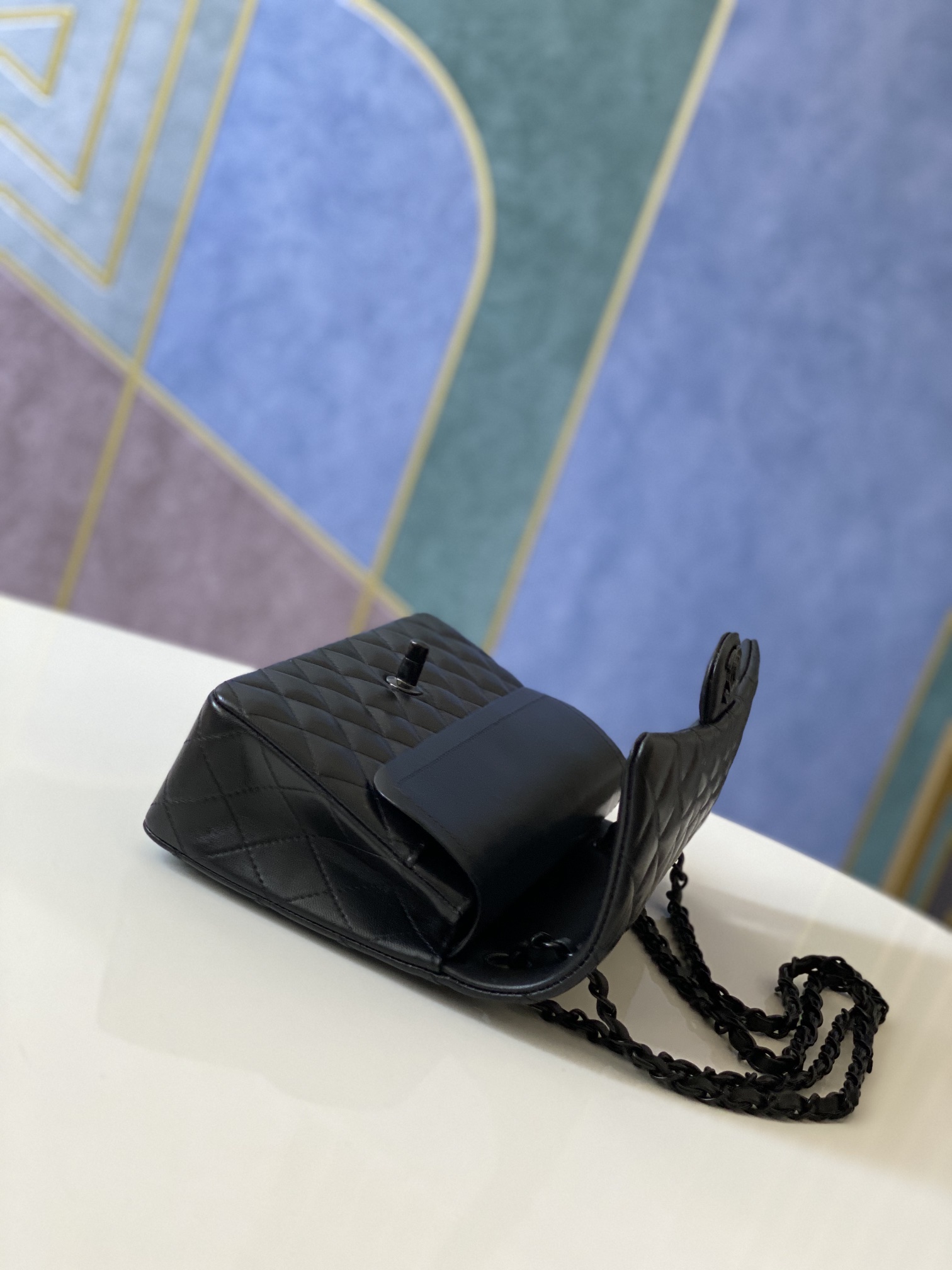 Handbag Chanel 112 size 25 cm - vstockx