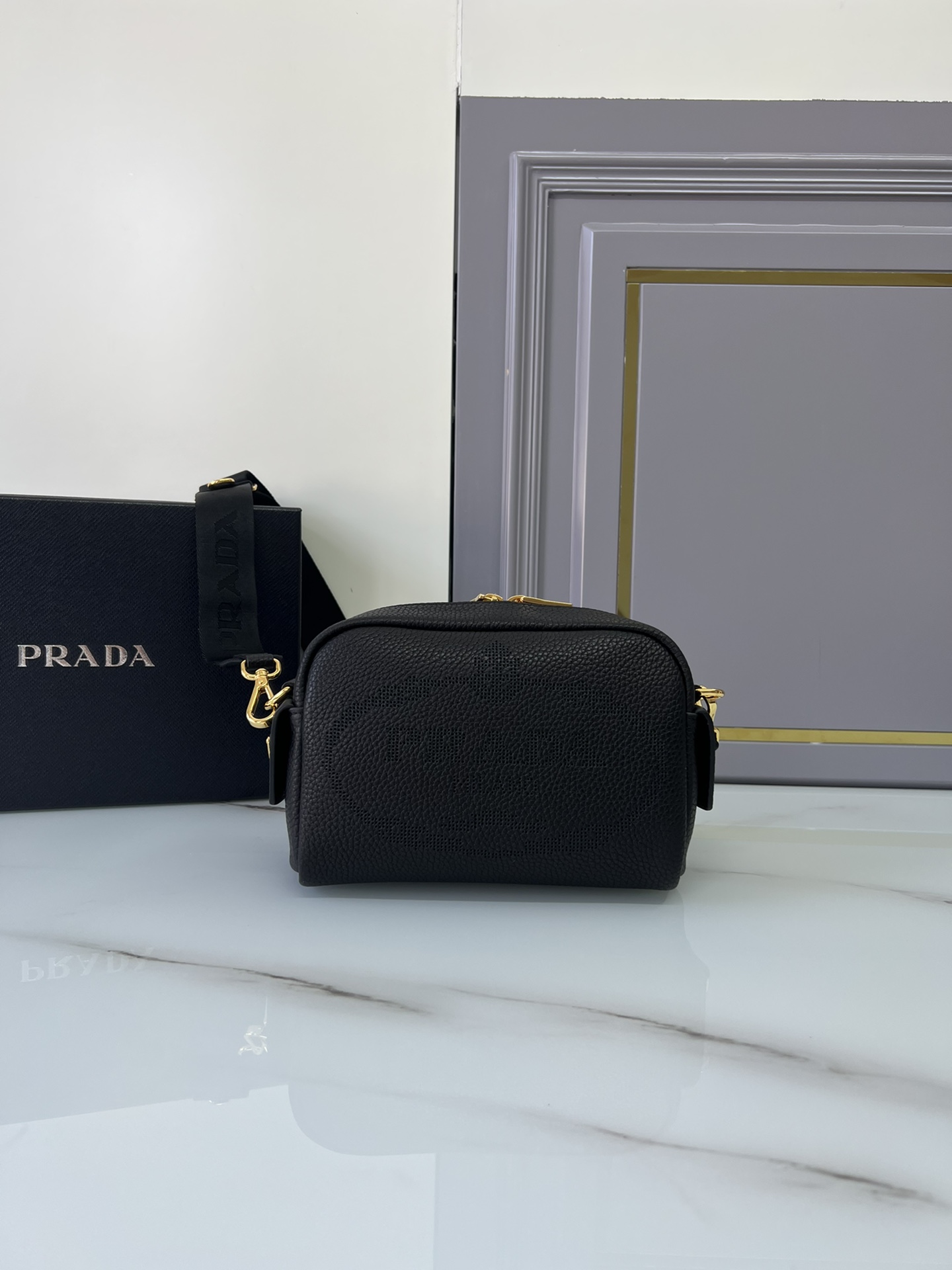 handbags prada 1BH187 20.5*13*8.5 - vstockx