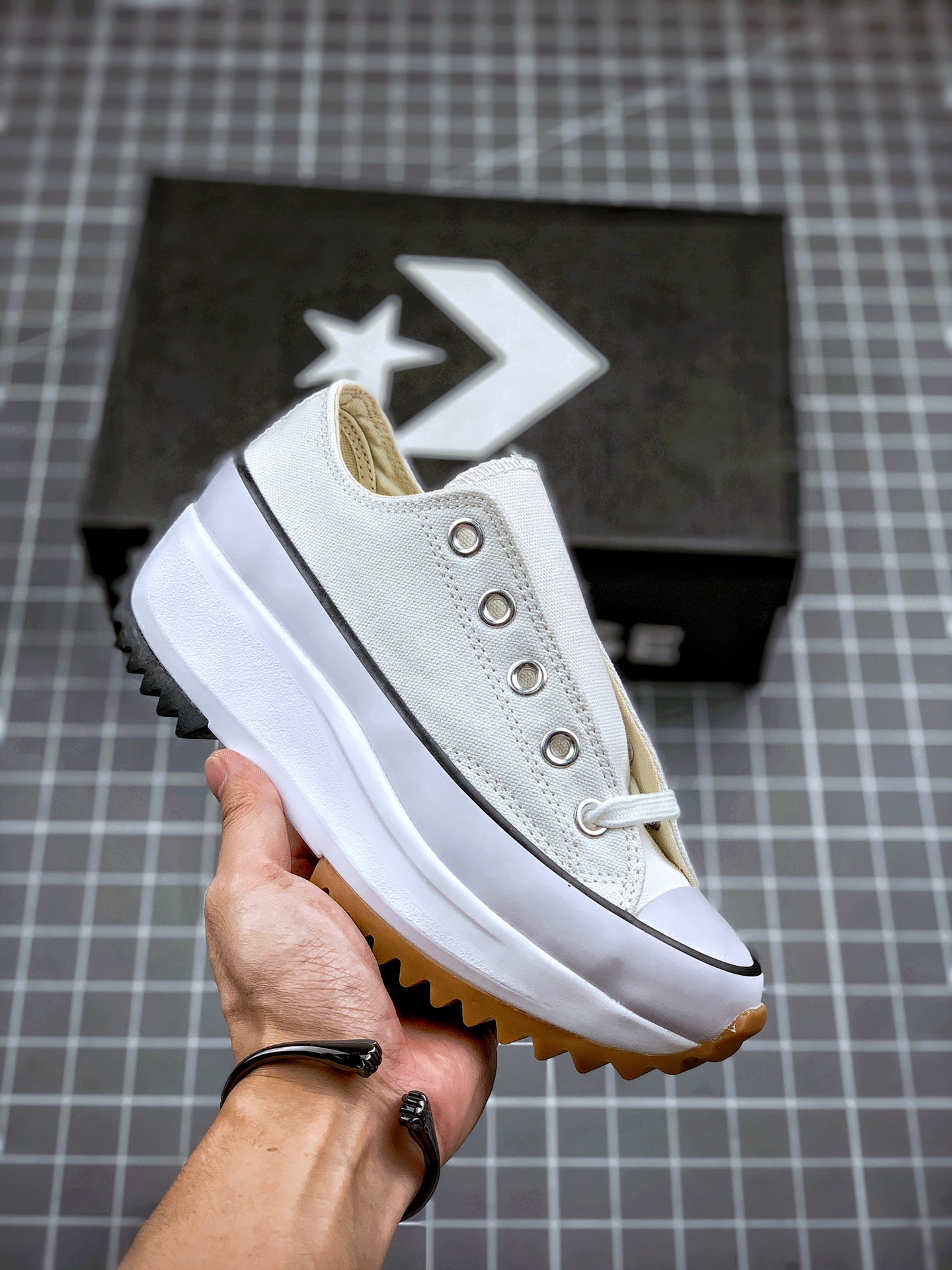 Converse Run Star Hike Ox White Black Gum - vstockx