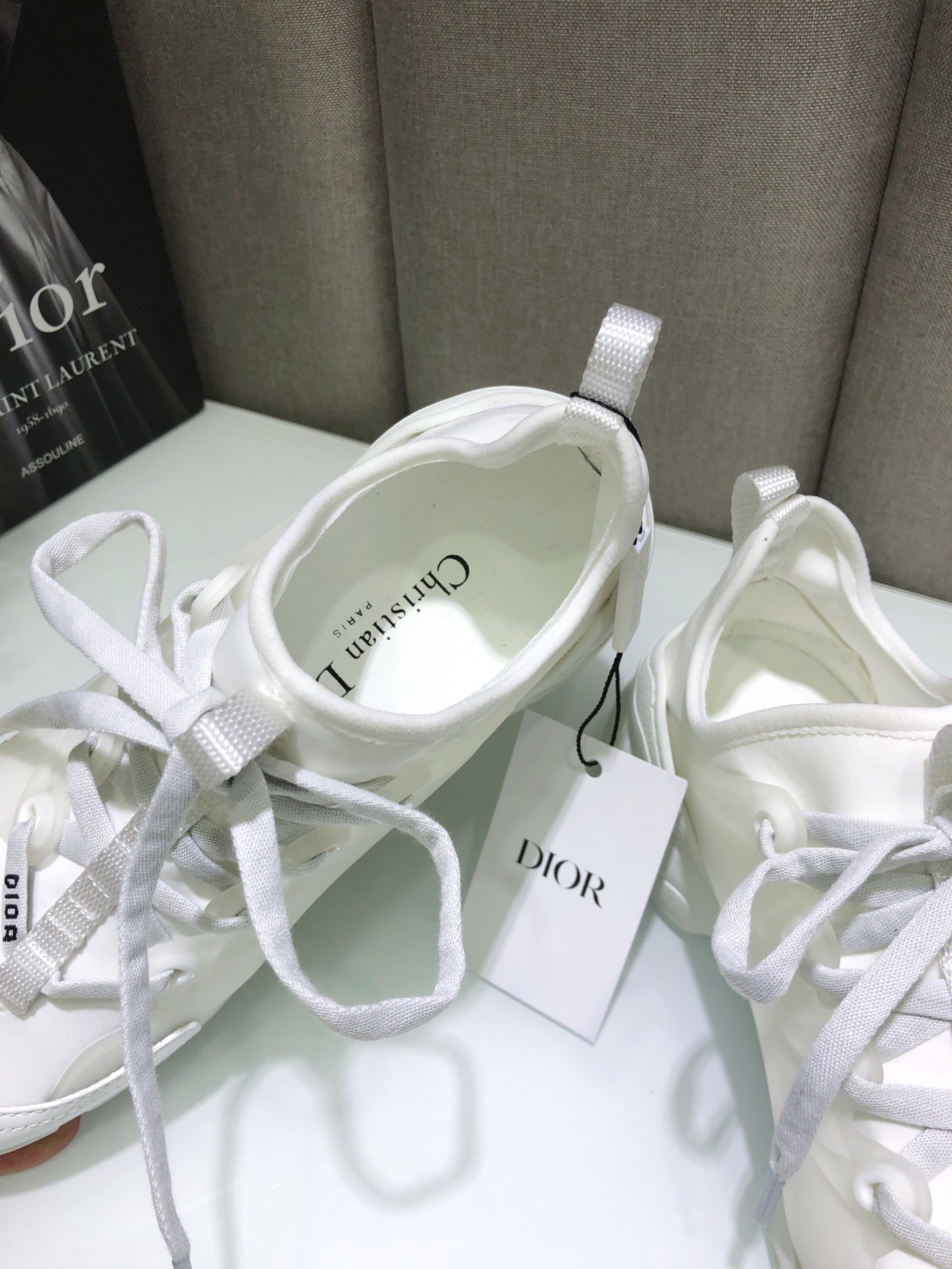 Dior D Connect White Neoprene (W) - vstockx