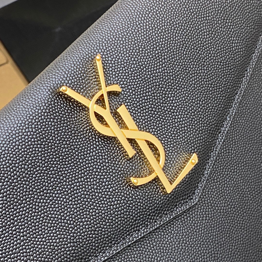 Handbags SAINT LAURENT 565739 size 27x16x2 cm - vstockx