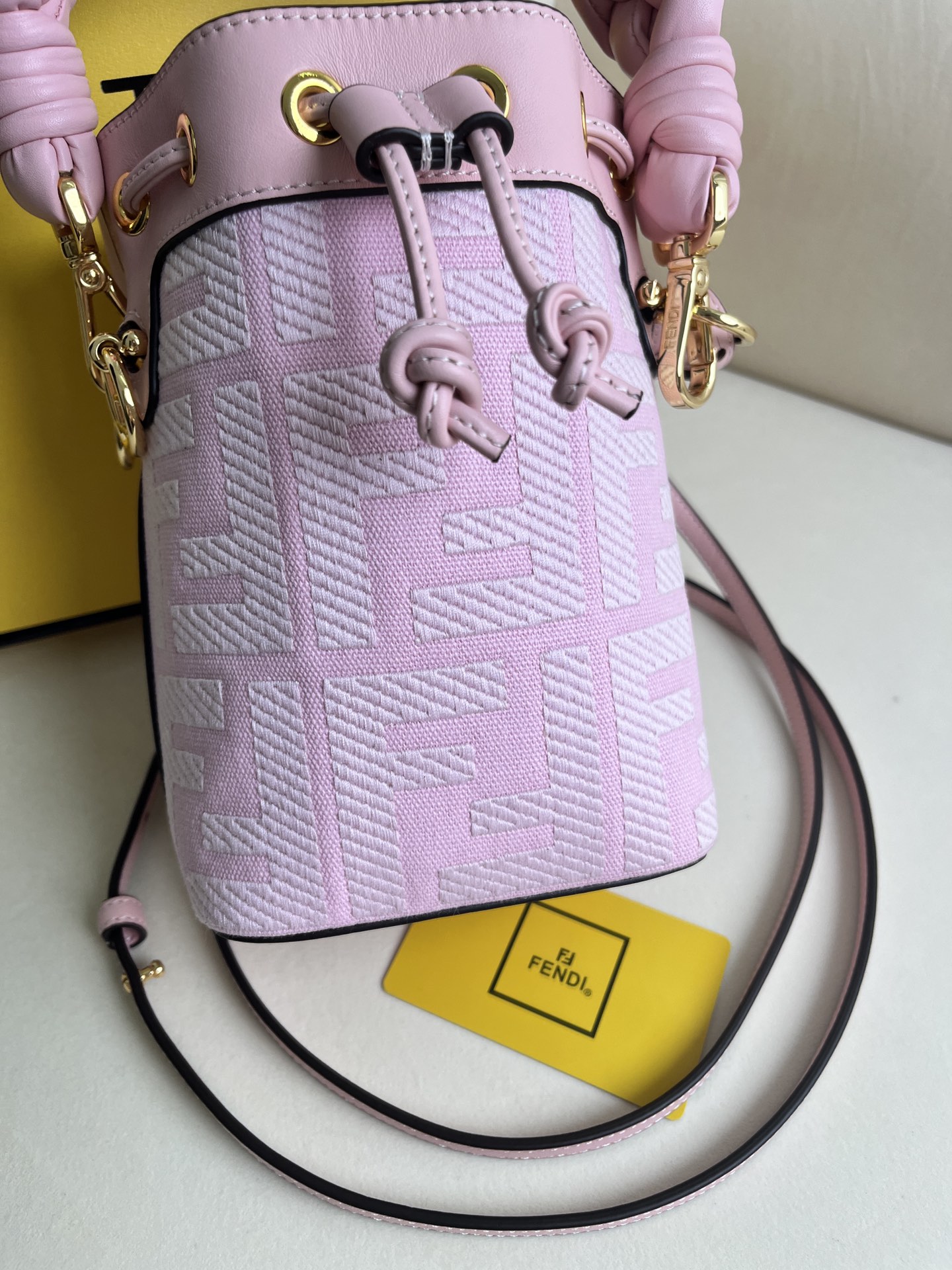 handbags FENDI 038 size:12*18*10cm - vstockx