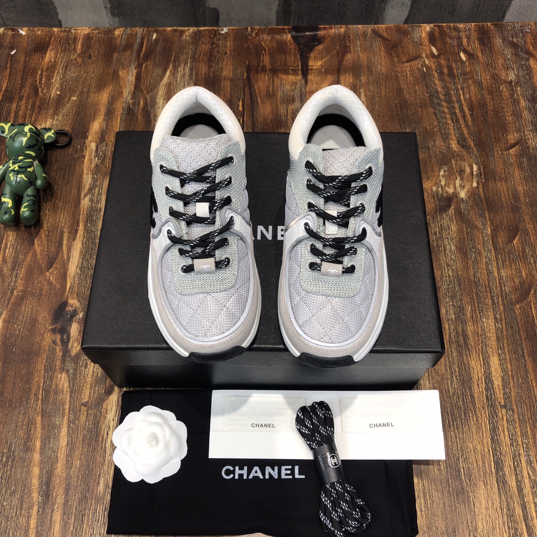 Chanel Fabric & Suede Calfskin Low Top Sneaker 5 - vstockx