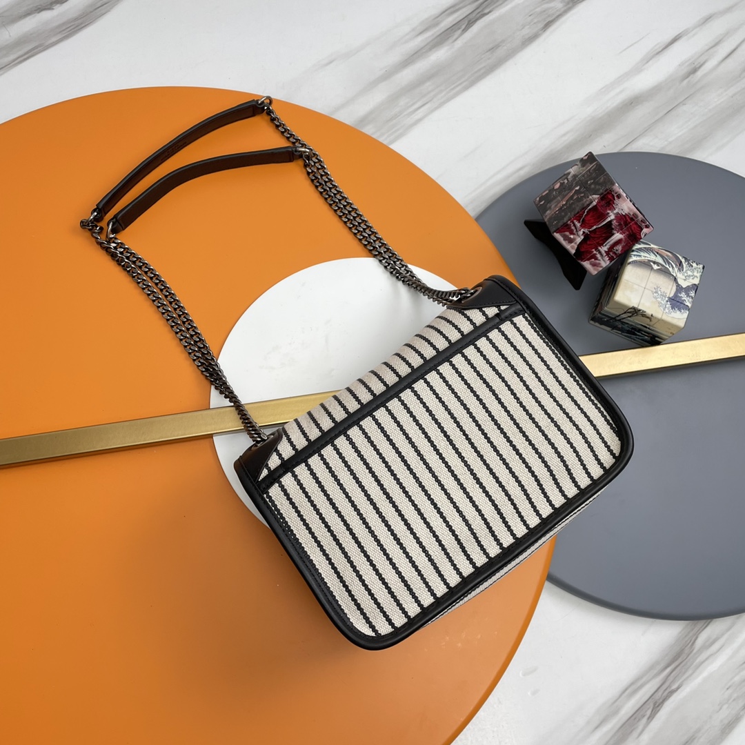 Handbags SAINT LAURENT 533037 size 22  16.5  12 cm - vstockx