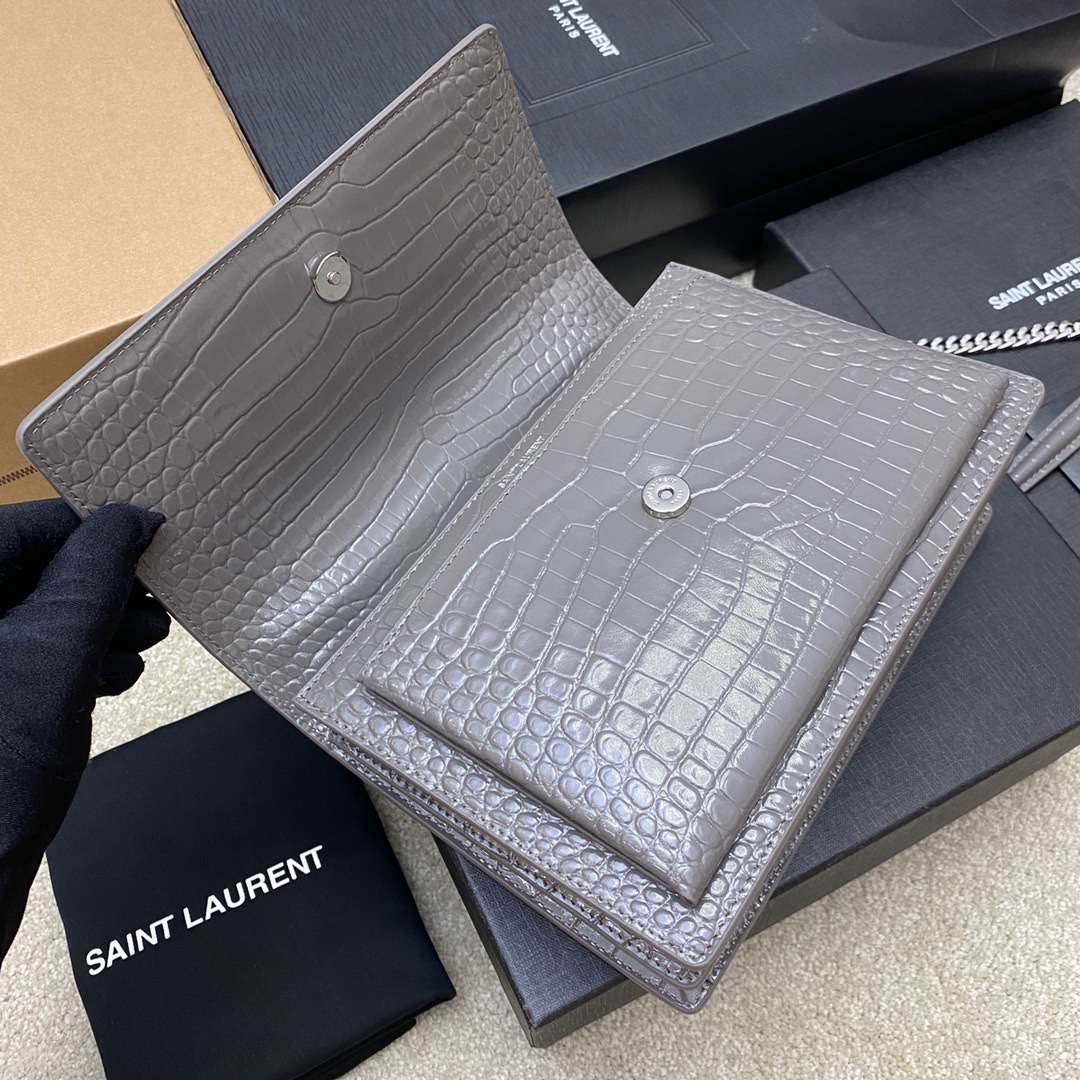 Handbags SAINT LAURENT 442906 size 22x8x16 cm - vstockx