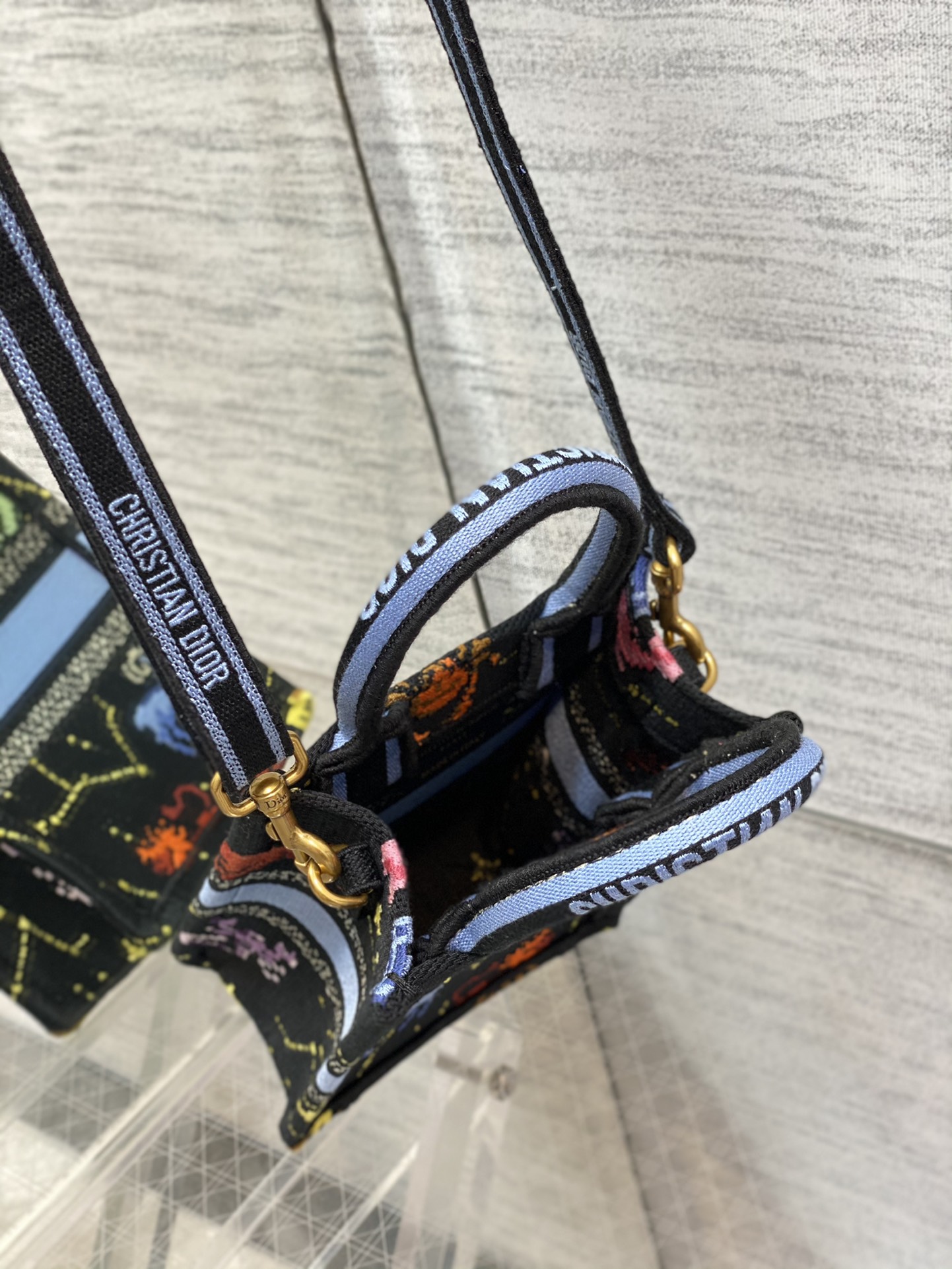 Handbag Dior size 13.5*5*18 cm - vstockx