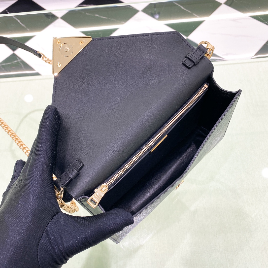 handbags prada 1BD318 size:21.5*4*14 - vstockx