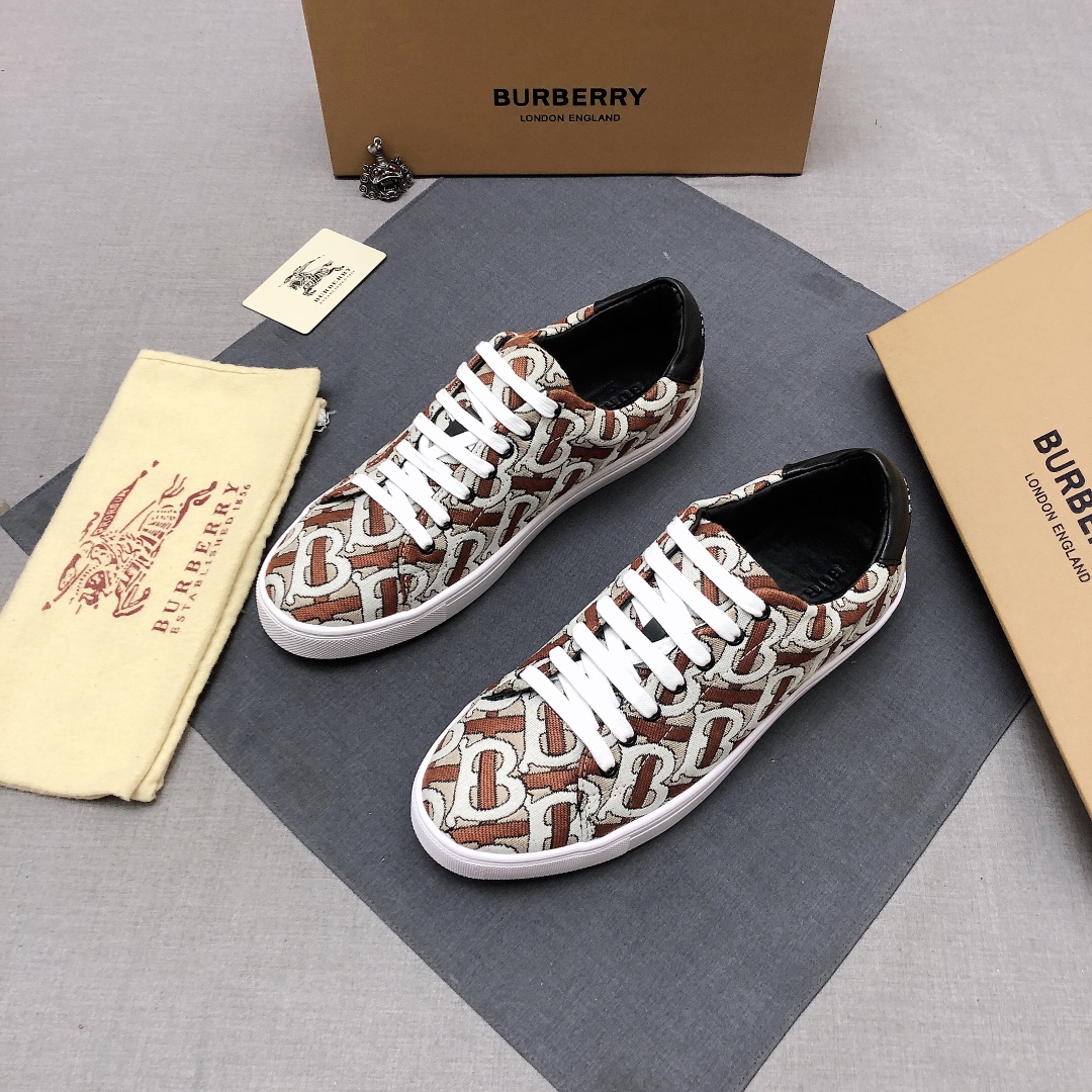 Burberry Perforated Check Sneaker 6 - vstockx
