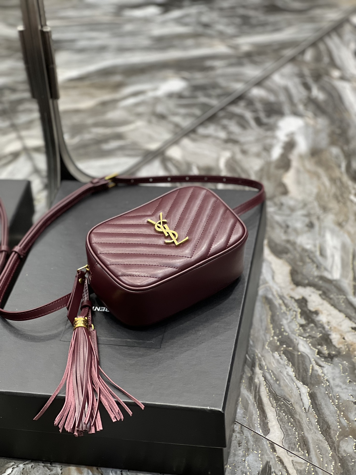 Handbags SAINT LAURENT 534817 size 15.5x10.5x5.5 cm - vstockx