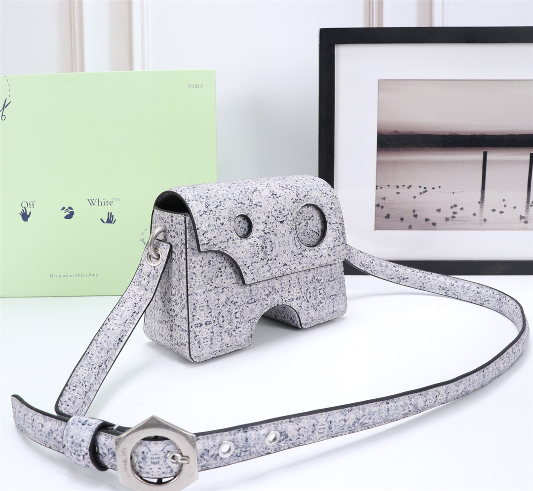 handbags OFF-White 579  6885970  size:22*16*8cm - vstockx