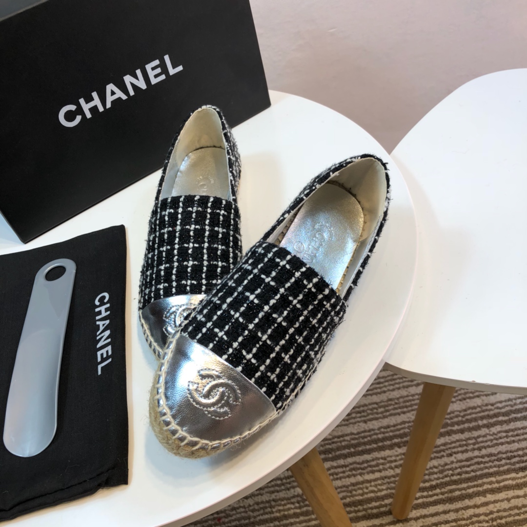 Chanel Loafers 32 - vstockx