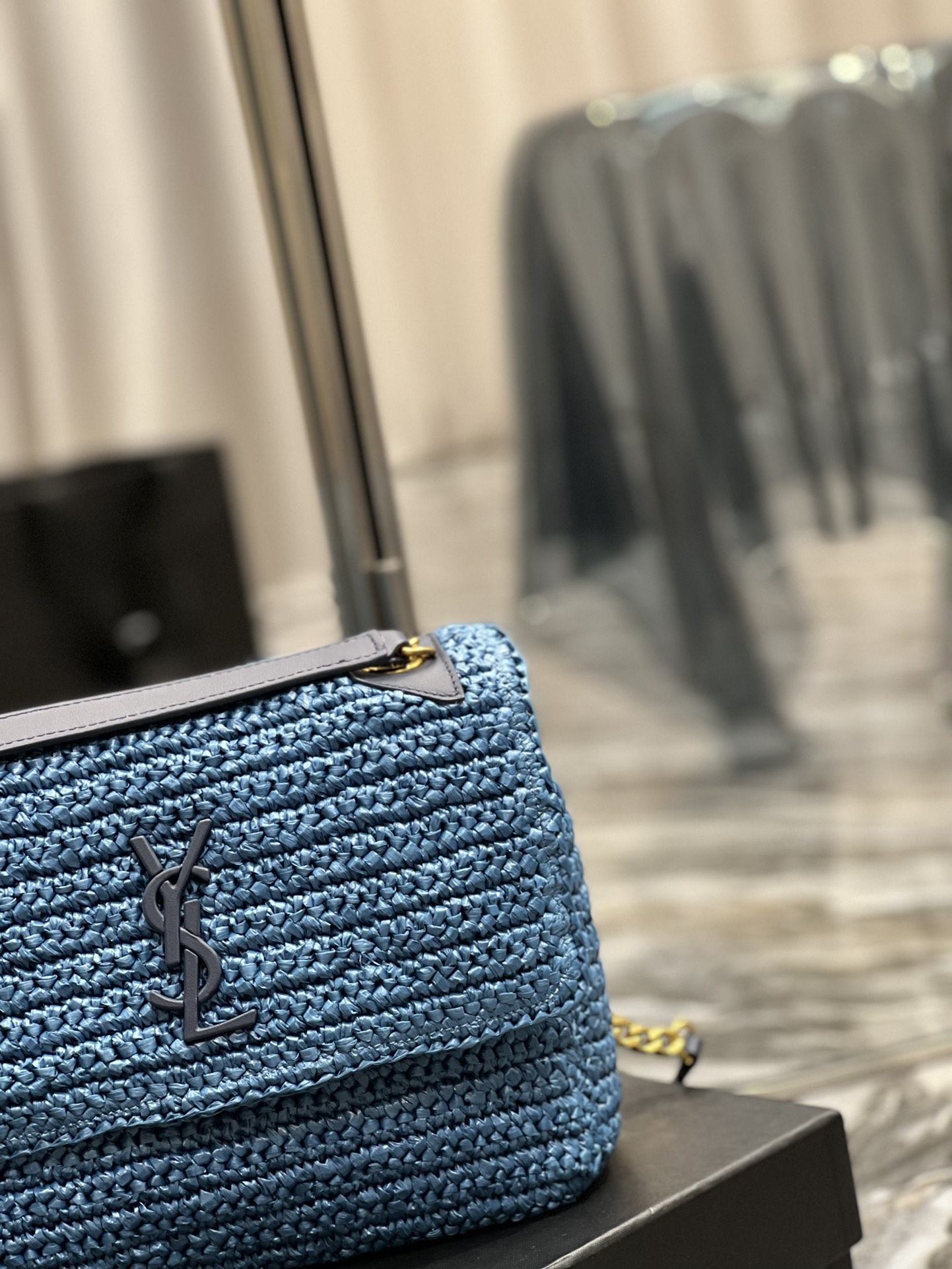 Handbags SAINT LAURENT 633158 size 28  20.5  8.5 cm - vstockx