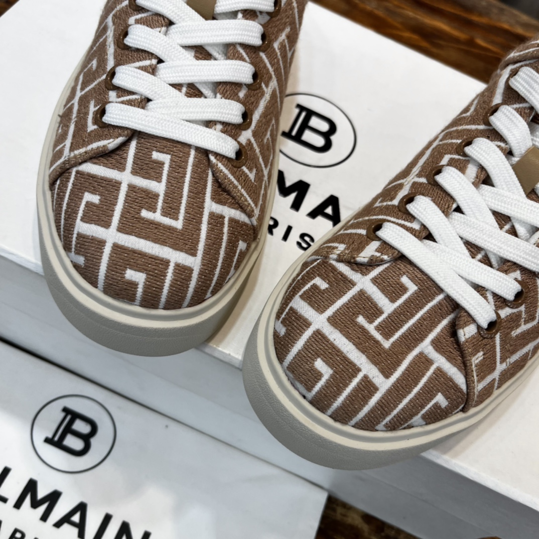 Balmain B-Court sneaker 47 - vstockx