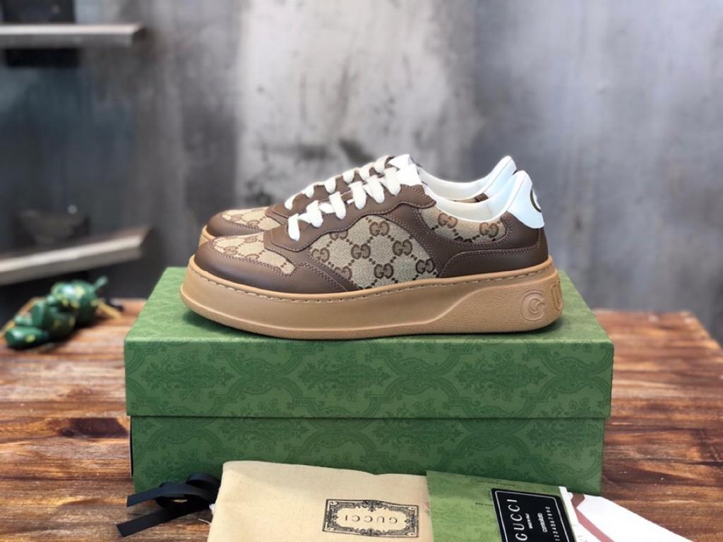 Gucci WOMEN'S GG SNEAKER Beige and ebony Orignal GG canvas - vstockx