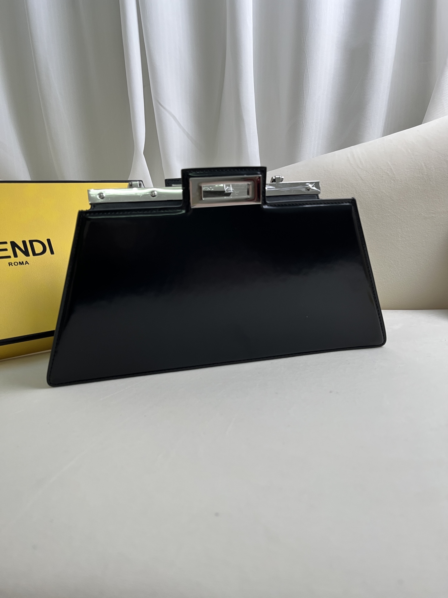 handbags FENDI 1011 size:34*18.5*11cm - vstockx