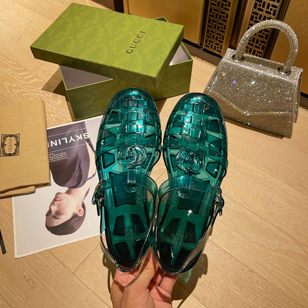 Gucci Women's sandal with Double G Women 11 - vstockx