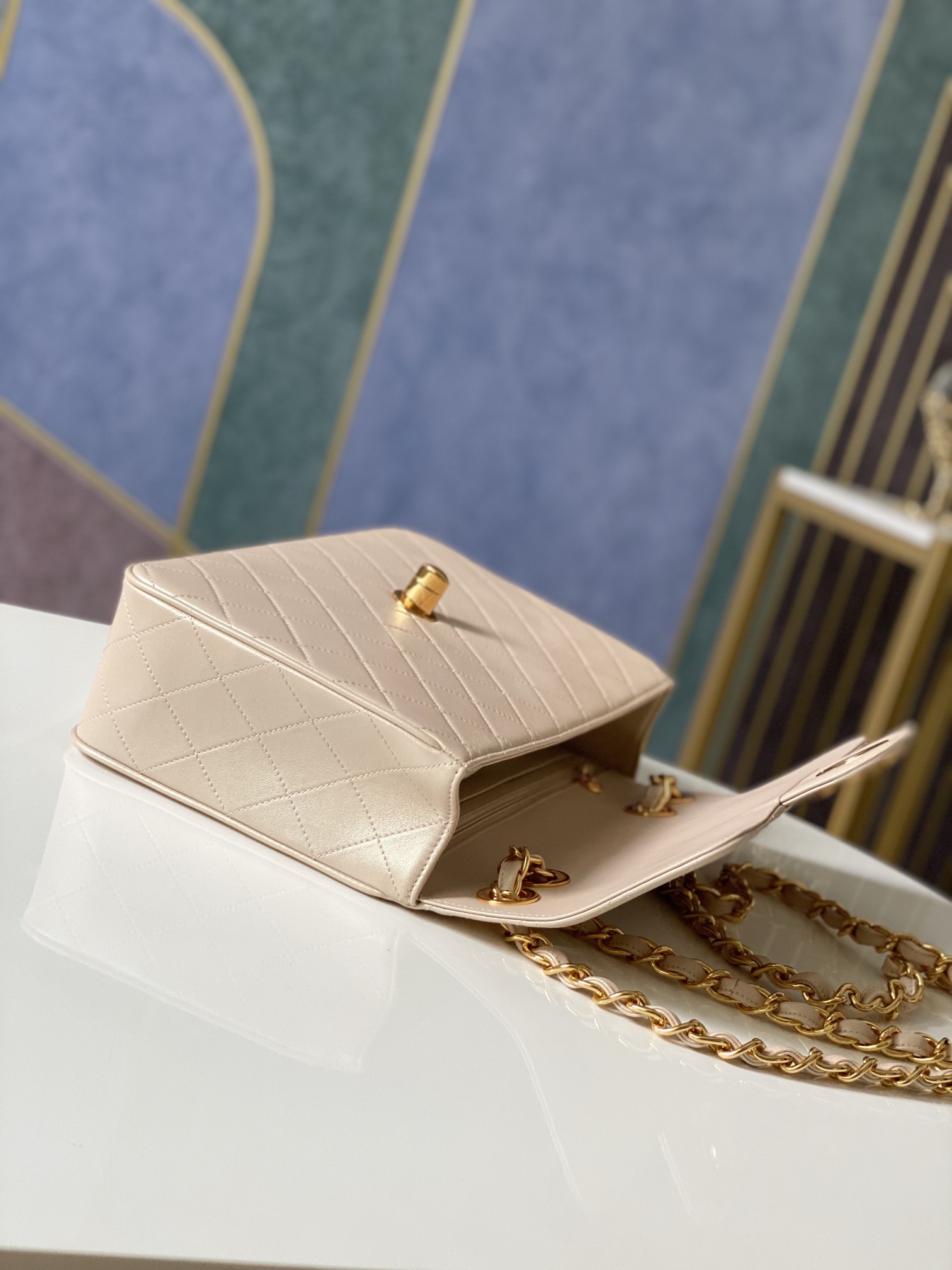 Handbag Chanel A88 size 30.21.8 cm - vstockx