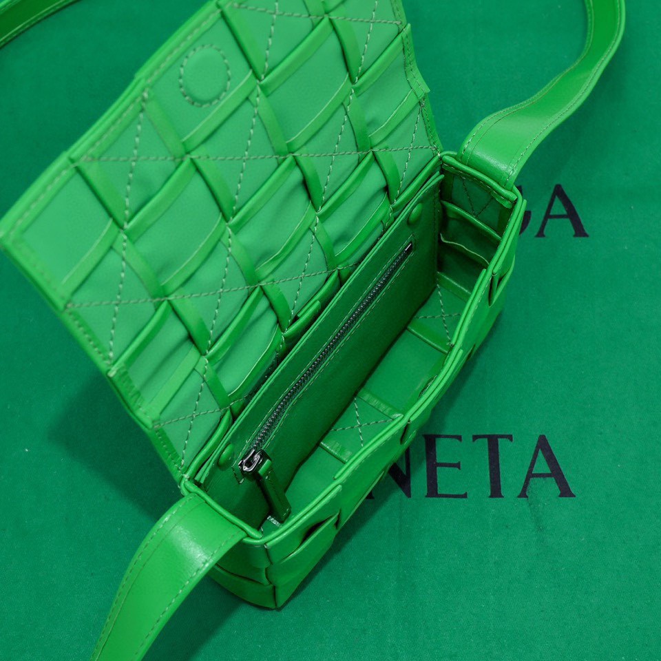 handbags Bottega Veneta 7587# size:17.5*10.5*3cm - vstockx