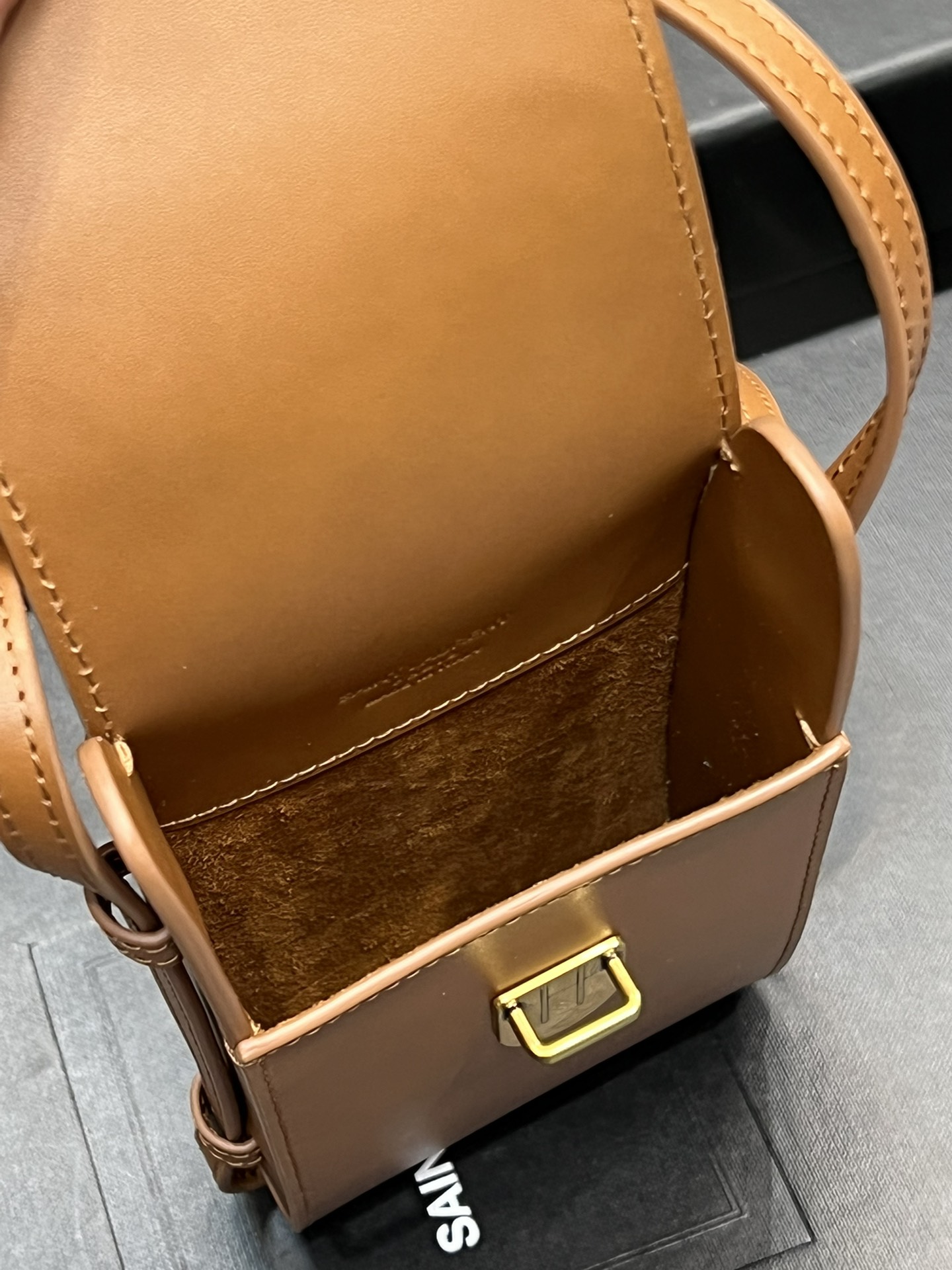 Handbags SAINT LAURENT 667718 size 9x3.5x18 cm - vstockx