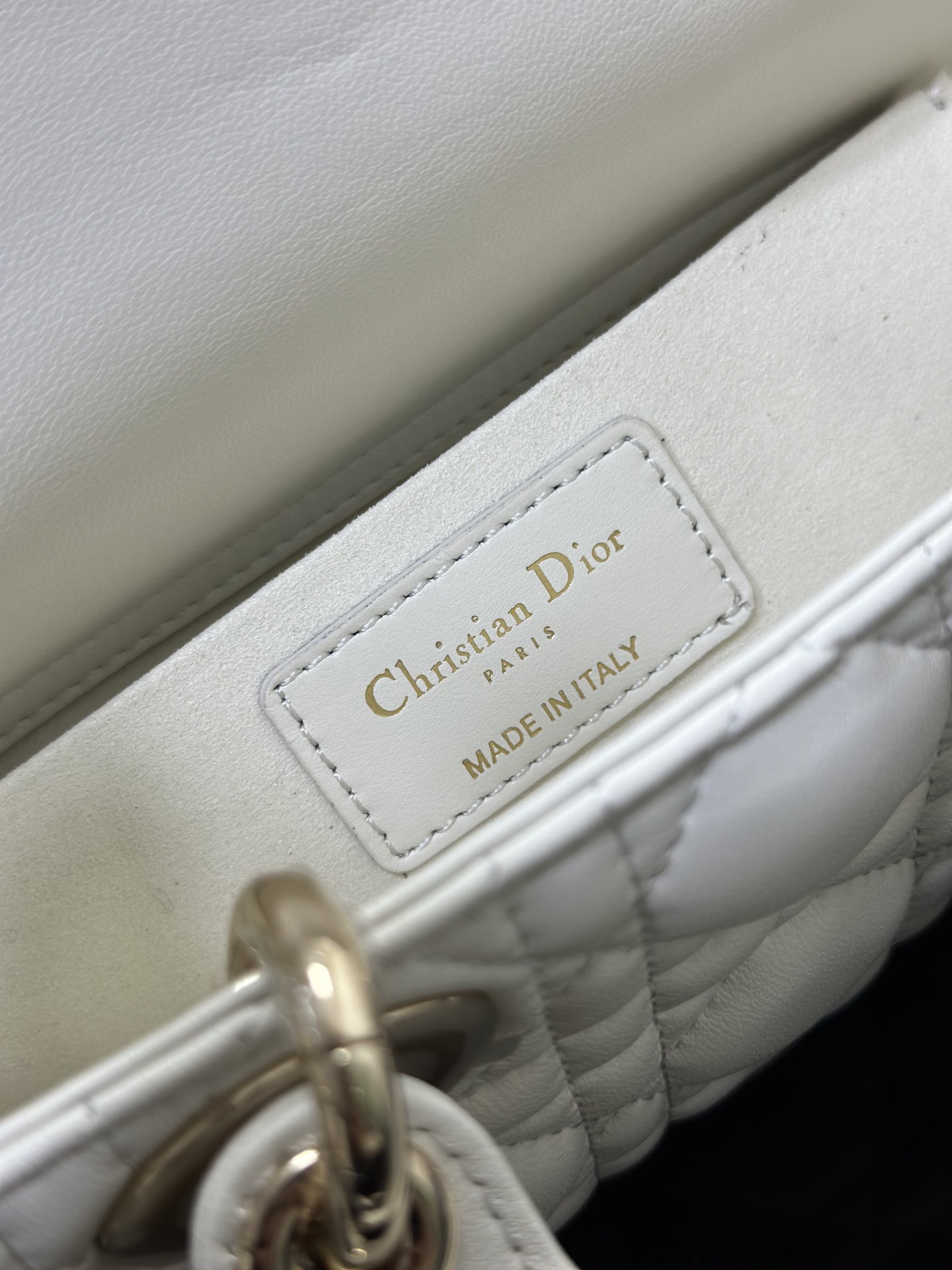 Handbag Dior M0613 size 22 x 12 x 6 cm - vstockx