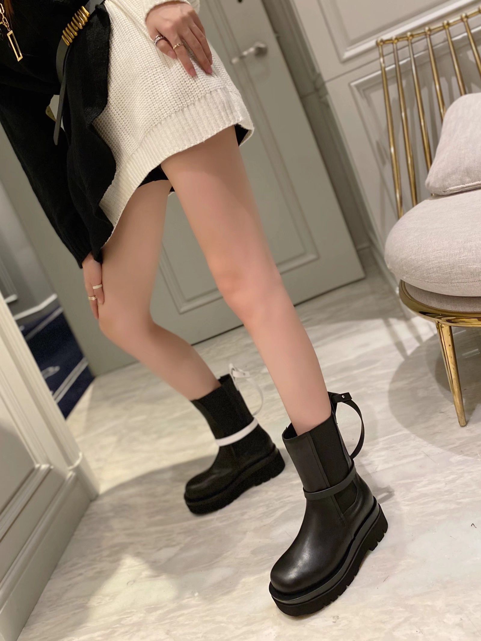 Bottega Veneta Boots 31 - vstockx