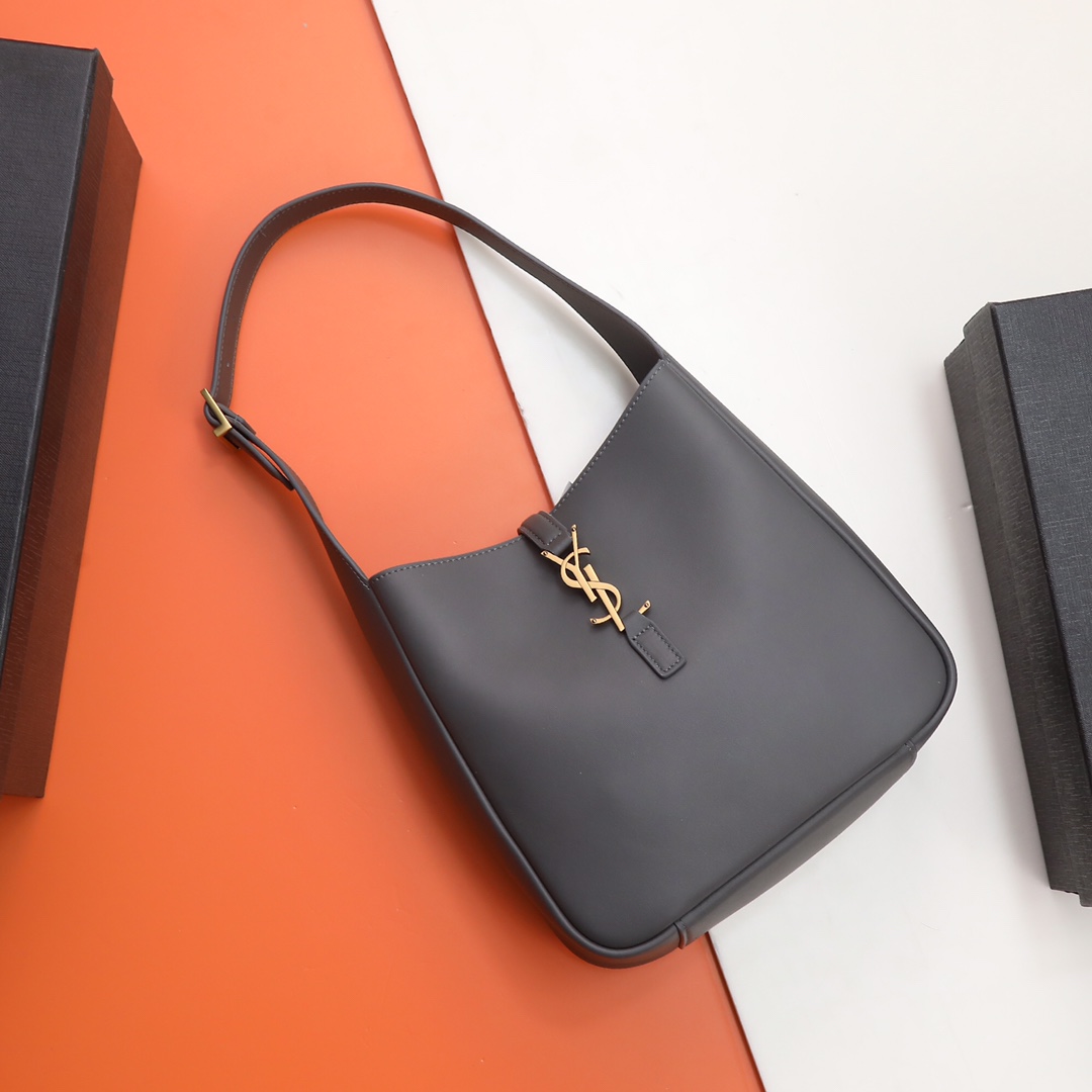 Handbags SAINT LAURENT 657230 size 24  24  10 cm - vstockx