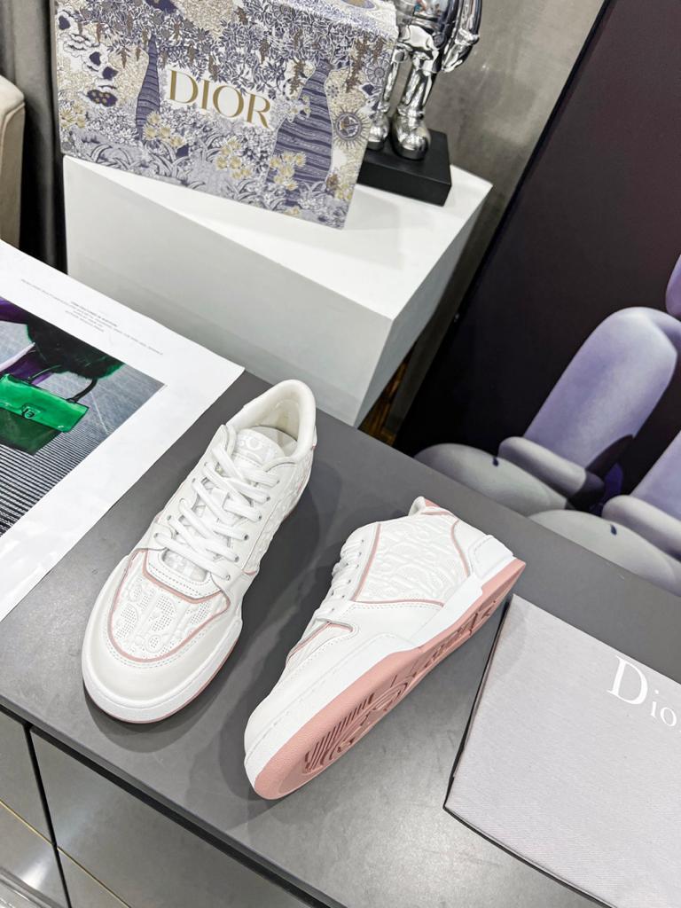 Dior One White and Nude Dior Oblique Perforated Calfskin (Women's) - vstockx