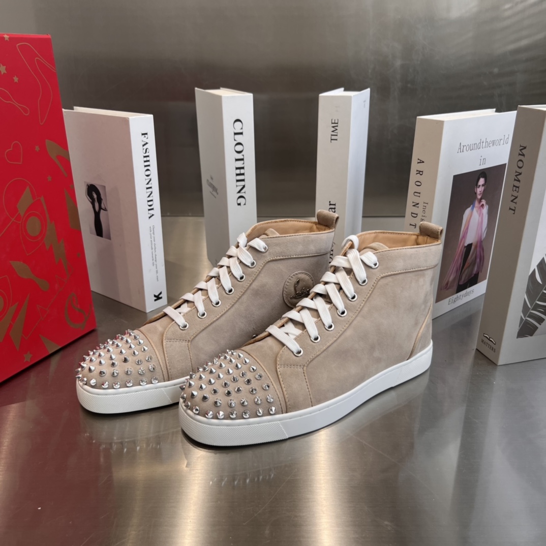 Christian Louboutin Louis Junior Spikes Orlato Flat Sneakers 68 - vstockx