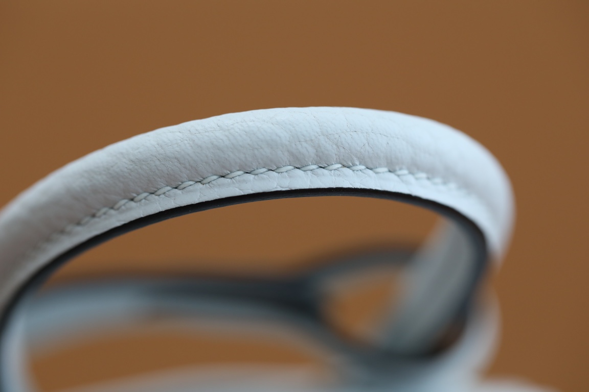 Handbags Hermes Lindy mini tc - vstockx