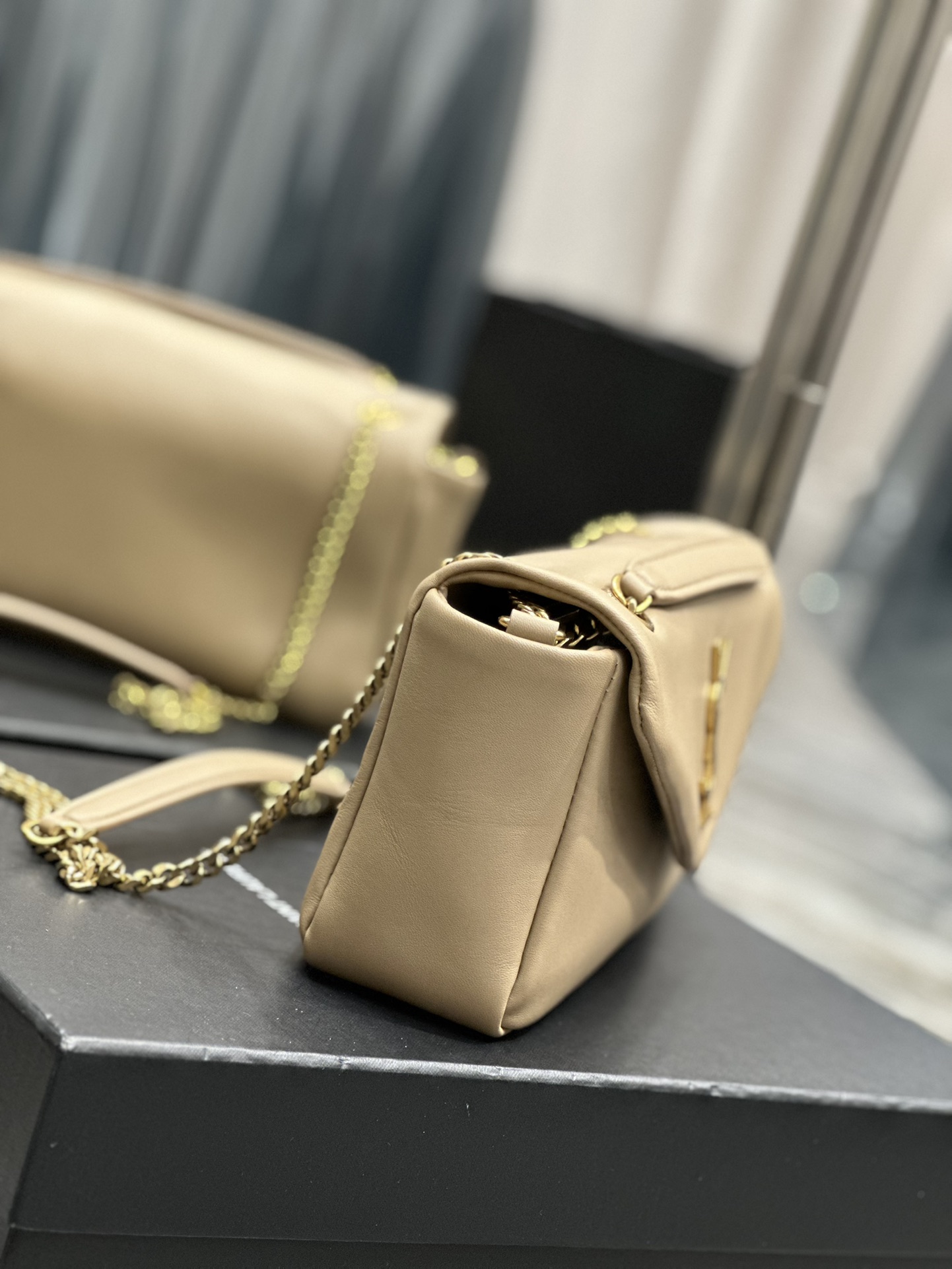 Handbags SAINT LAURENT 734153 size 26  14  7 cm - vstockx