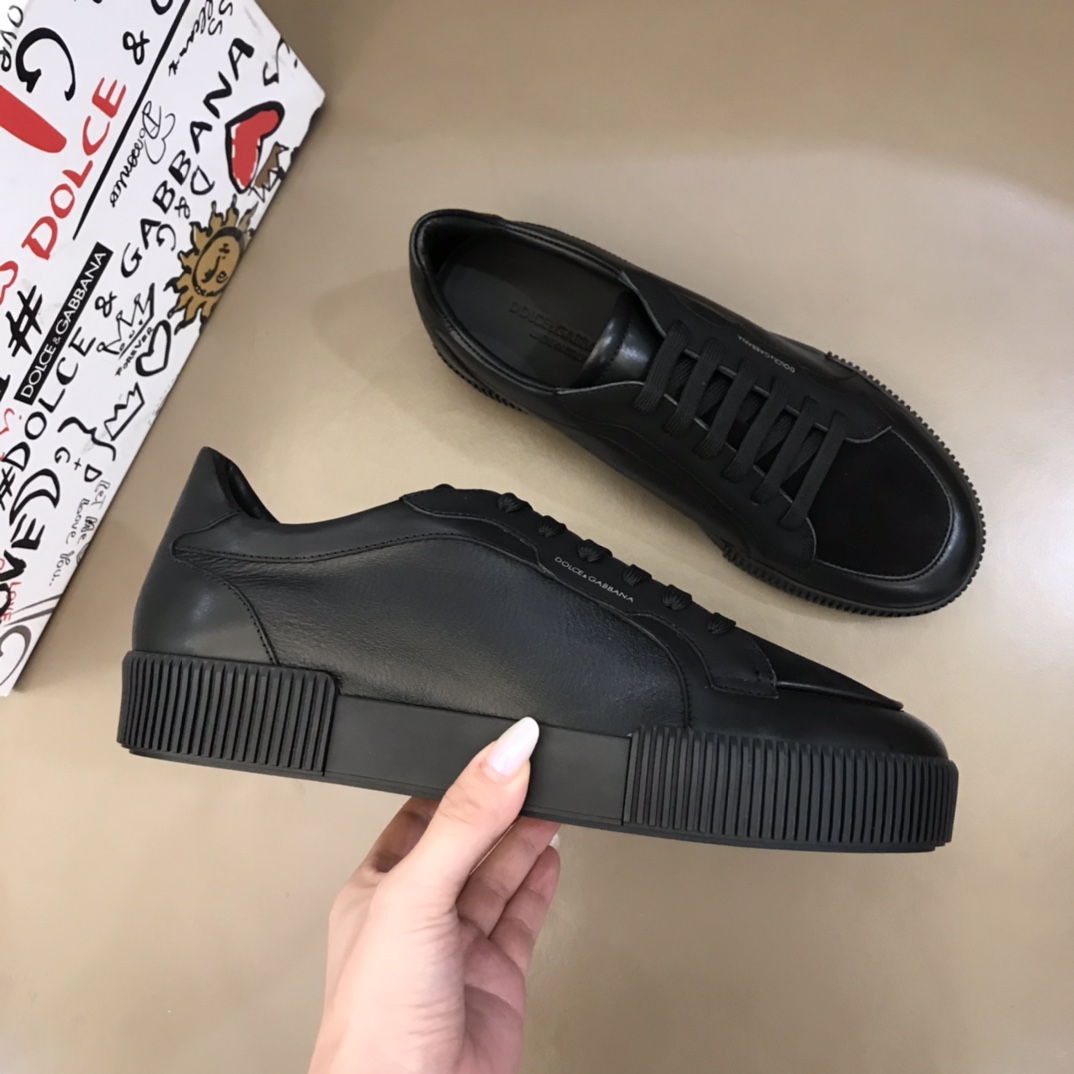 Dolce & Gabbana Low Tops Sneakers 18 - vstockx