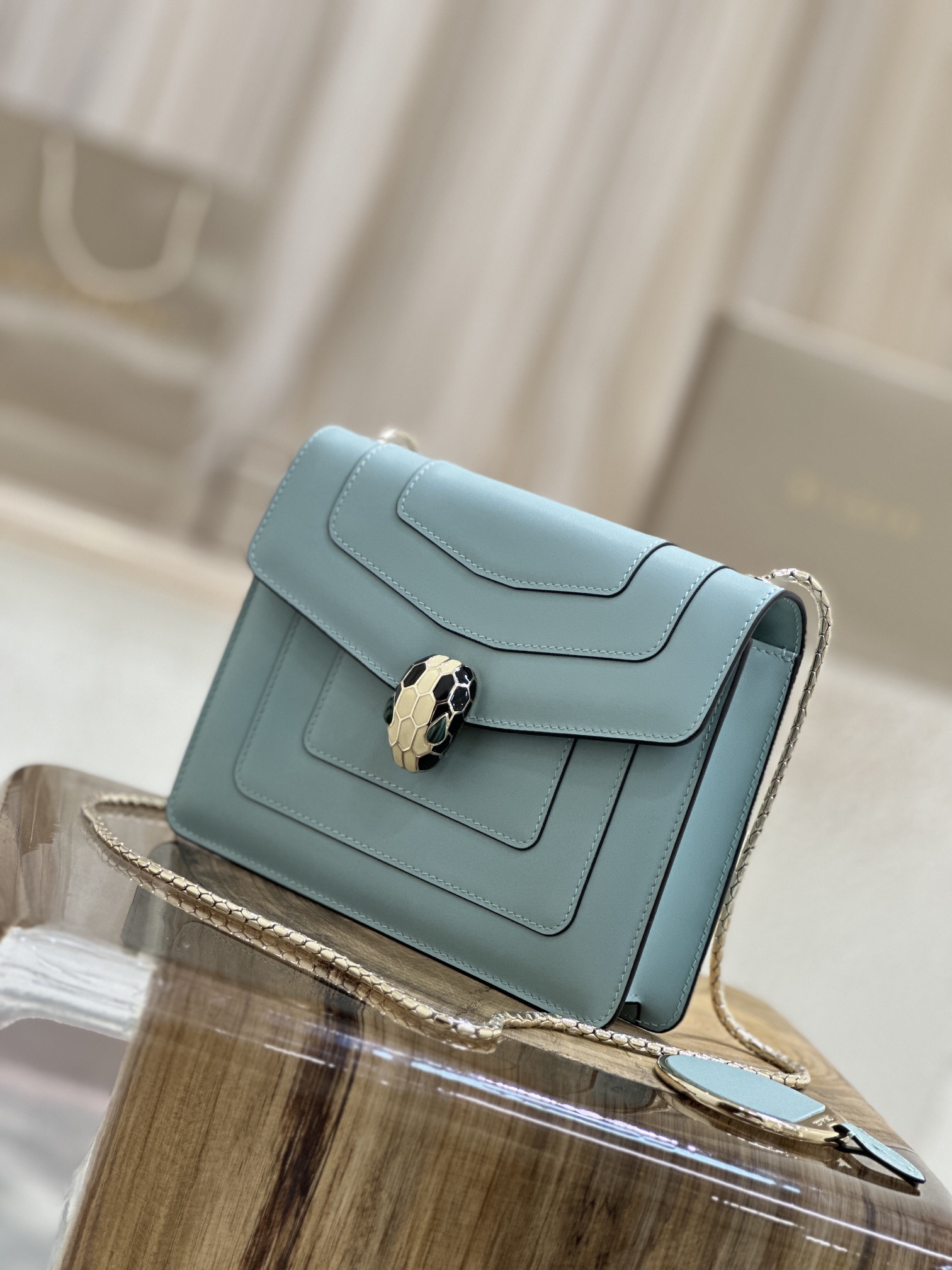 Handbags Bvlgari 35107 size:20*15*5 cm - vstockx