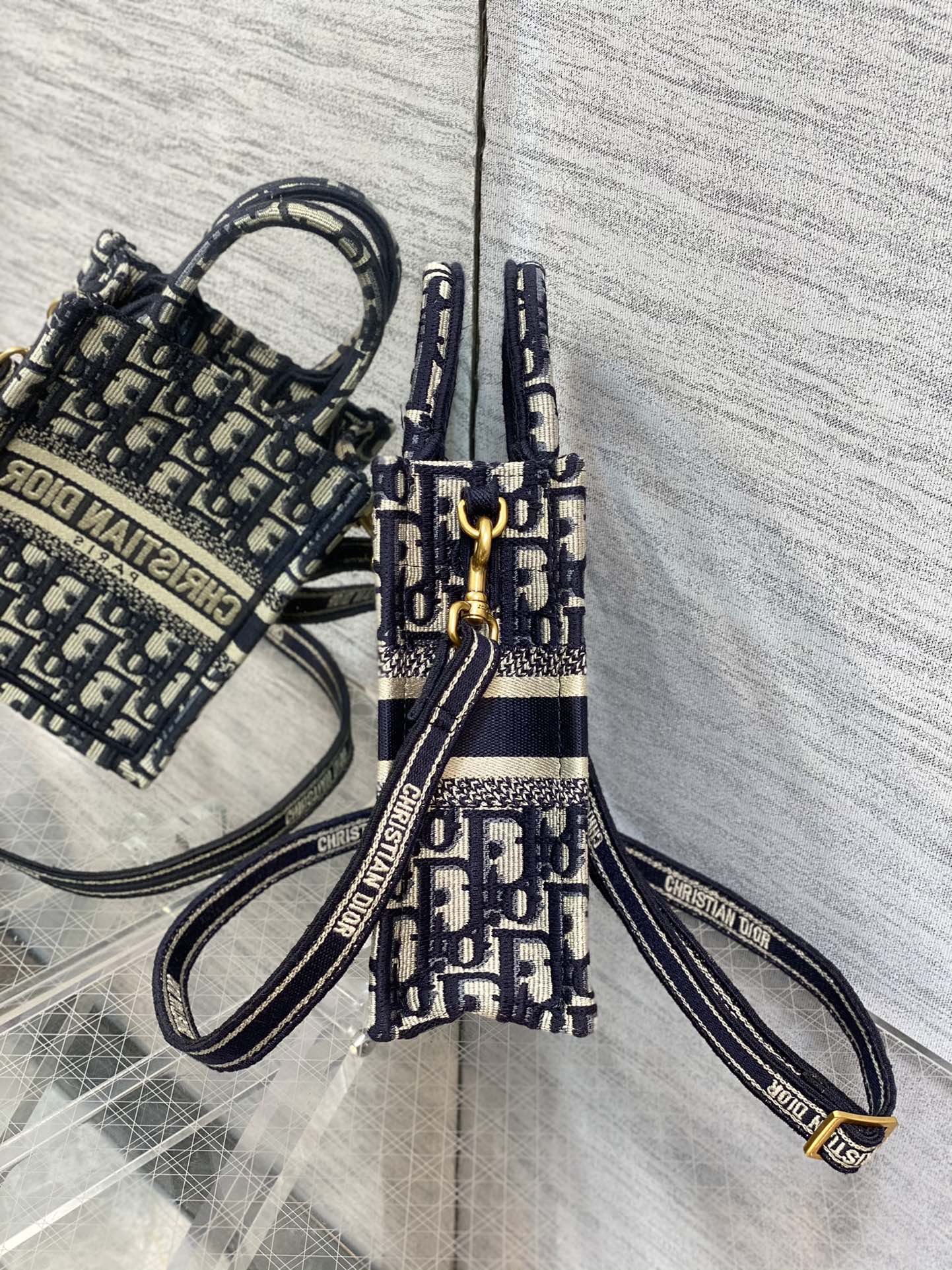 Handbag Dior size 13.5*5*18 cm - vstockx