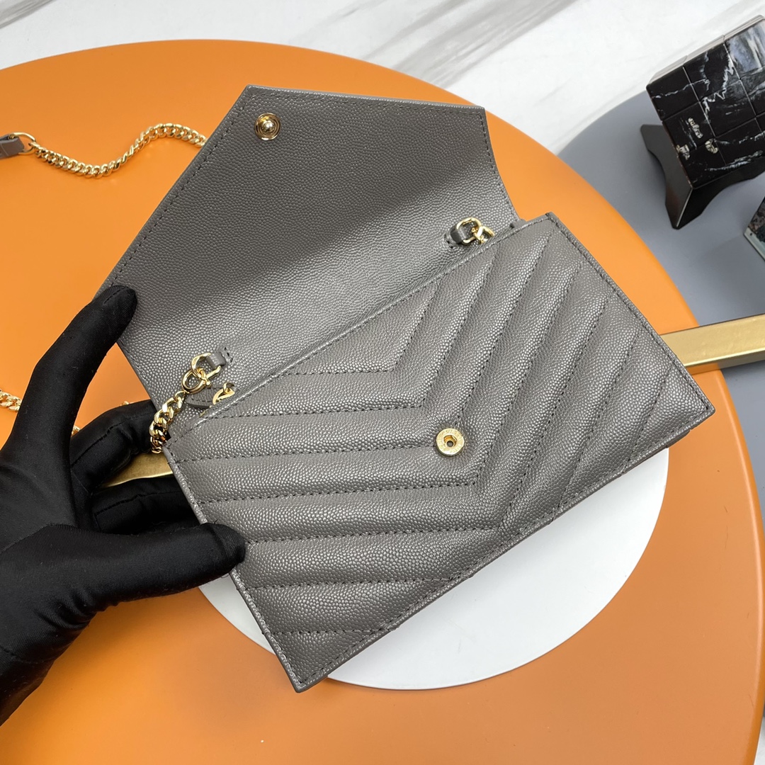 Handbags SAINT LAURENT 393953 size 19x11.5x4 cm - vstockx