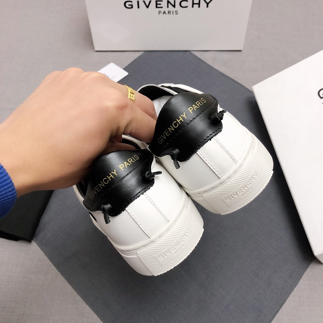 Givenchy Urban Street Logo-print Leather Sneakers 30 - vstockx