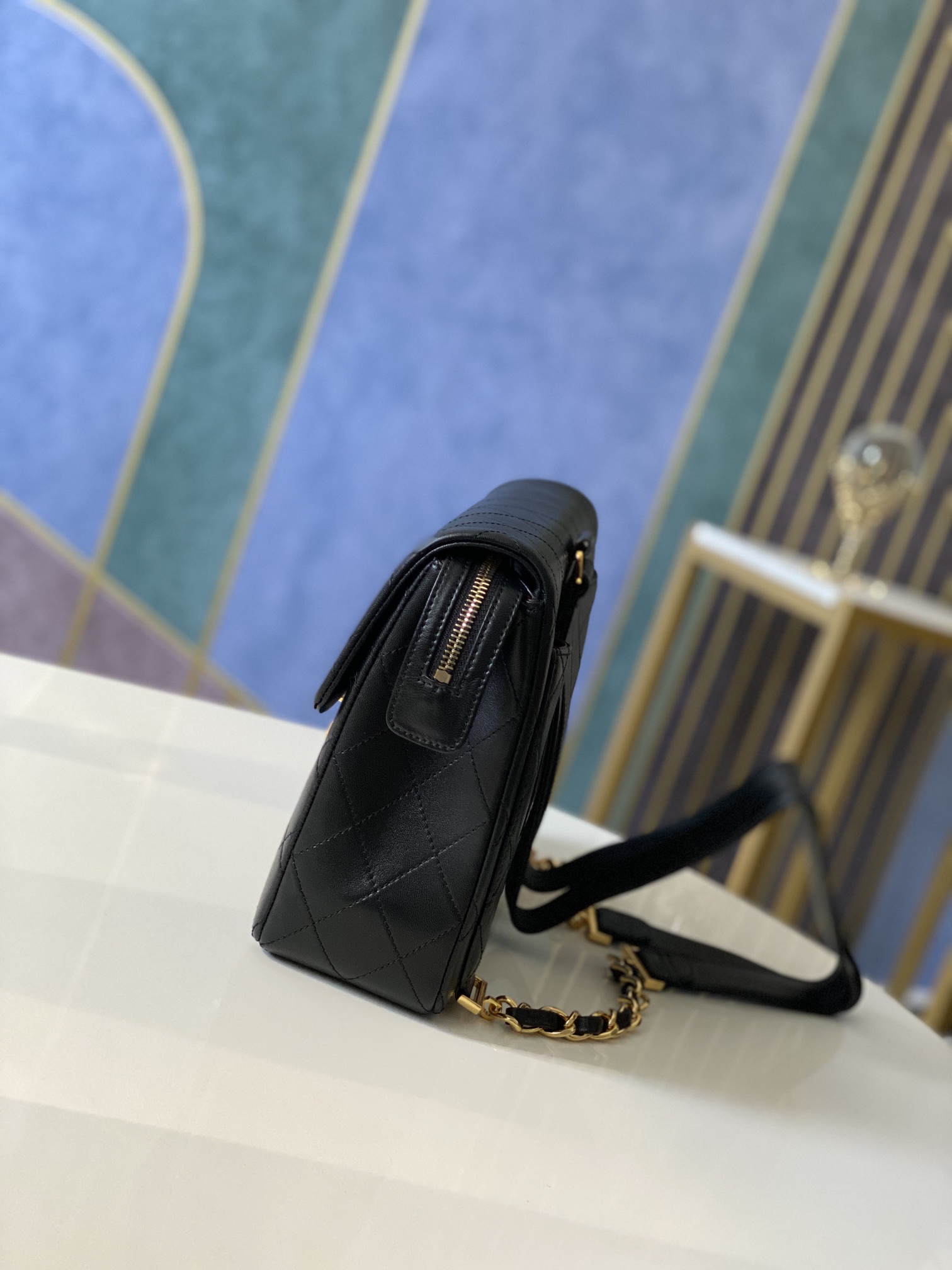 Handbag Chanel A88 size 30.21.8 cm - vstockx