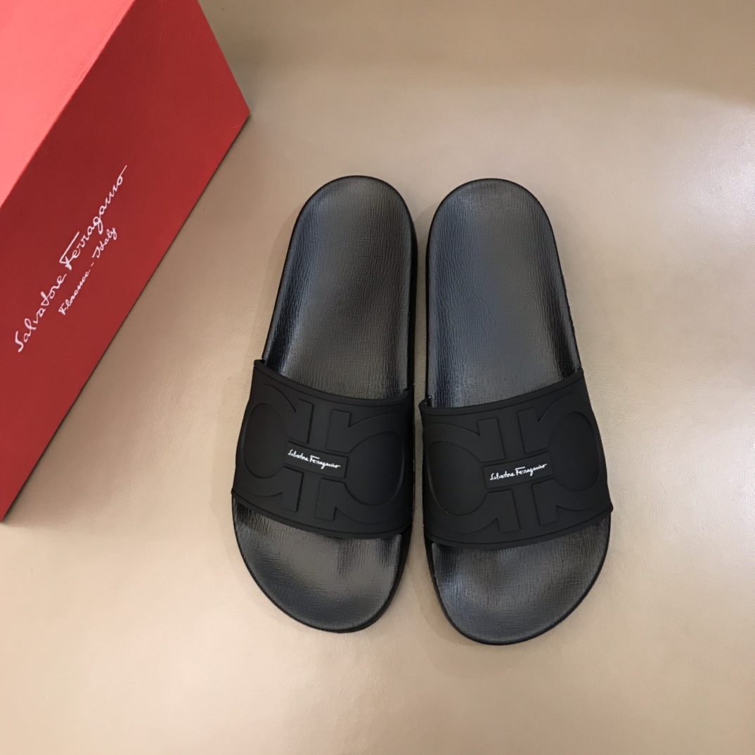 Salvatore Ferragamo Groove Slides 5 - vstockx