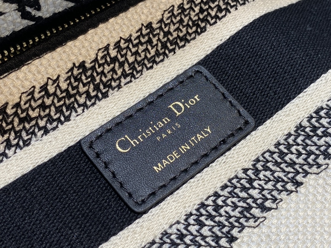 Handbags Dior 6605 size:24cm - vstockx