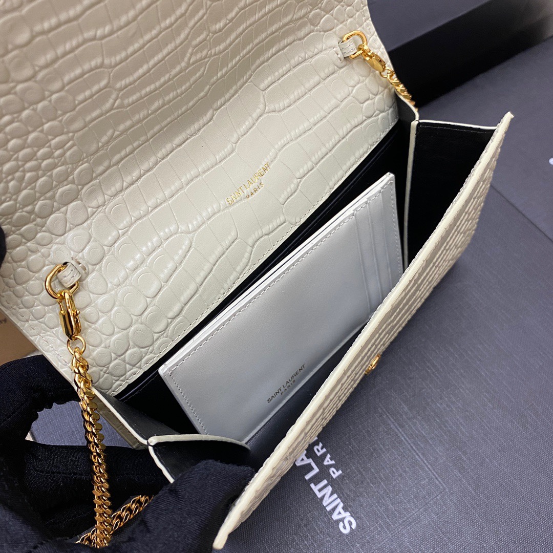 Handbags SAINT LAURENT 607788 size 19x12x4 cm - vstockx